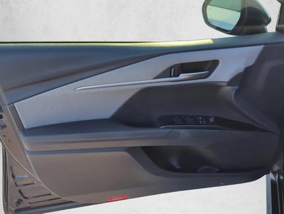 2025 Toyota Camry LE (SE)