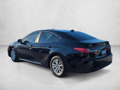 2025 Toyota Camry LE (SE)