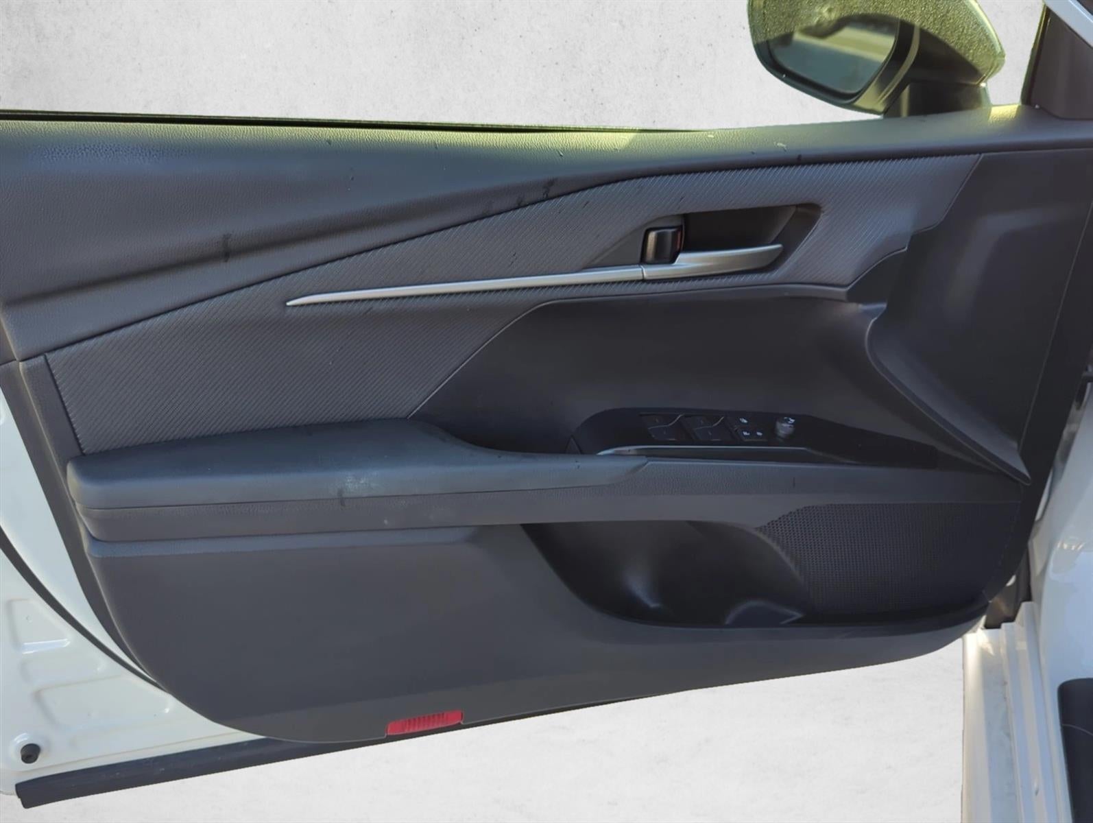 2025 Toyota Camry SE (Natl)