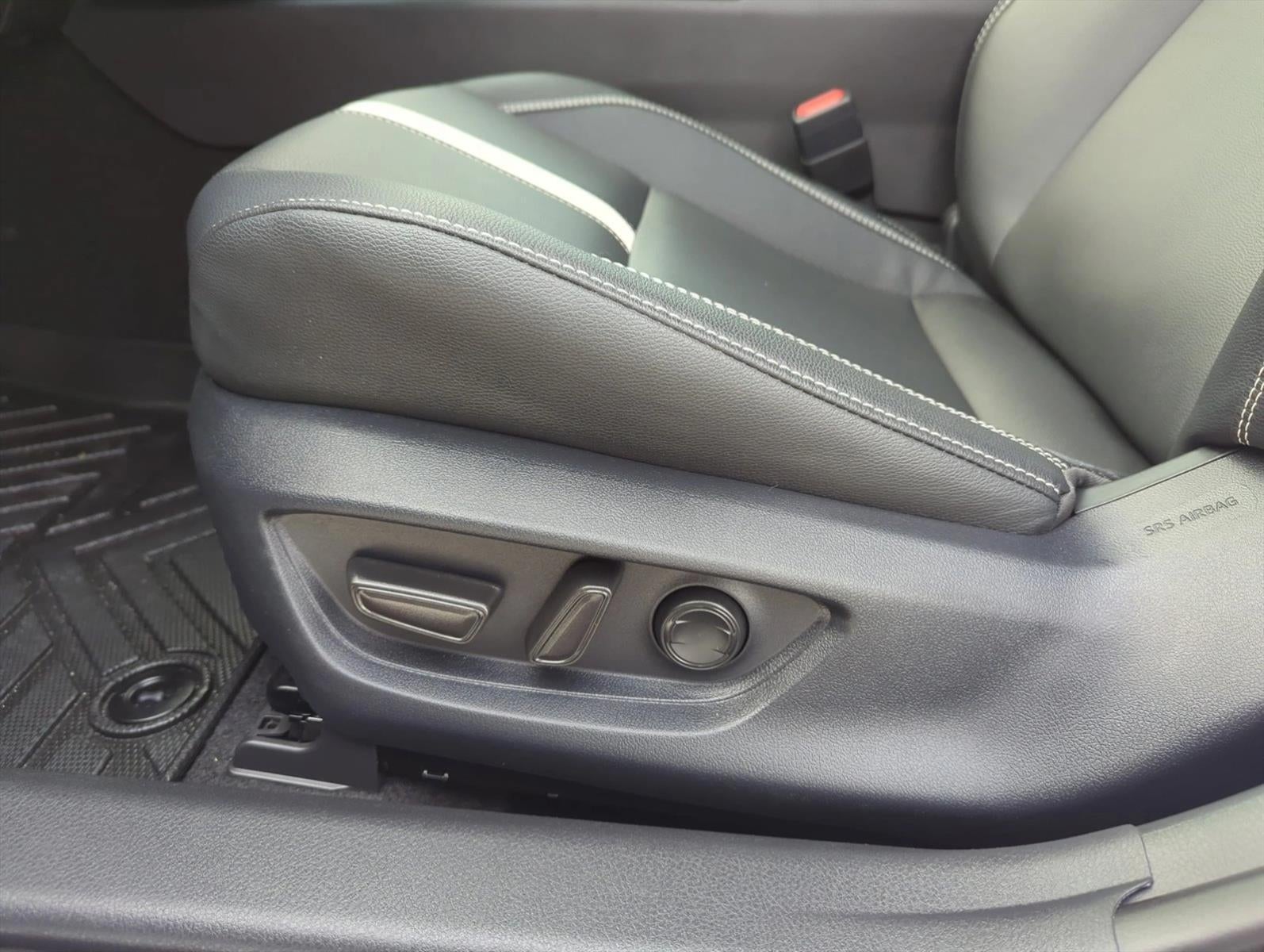 2026 Toyota Camry SE (SE)