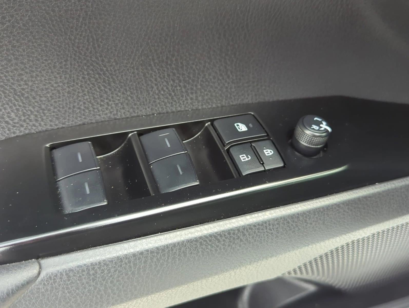 2026 Toyota Camry SE (SE)