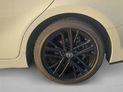 2025 Toyota Camry SE (Natl)