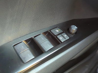 2025 Toyota Camry SE (SE)