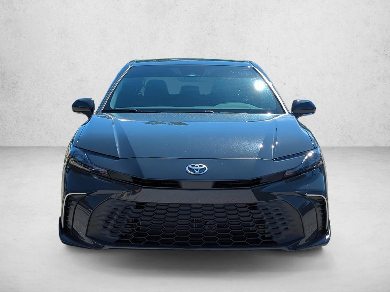 2025 Toyota Camry SE (SE)