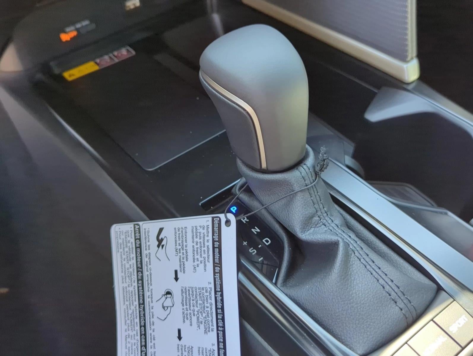 2025 Toyota Camry SE (SE)