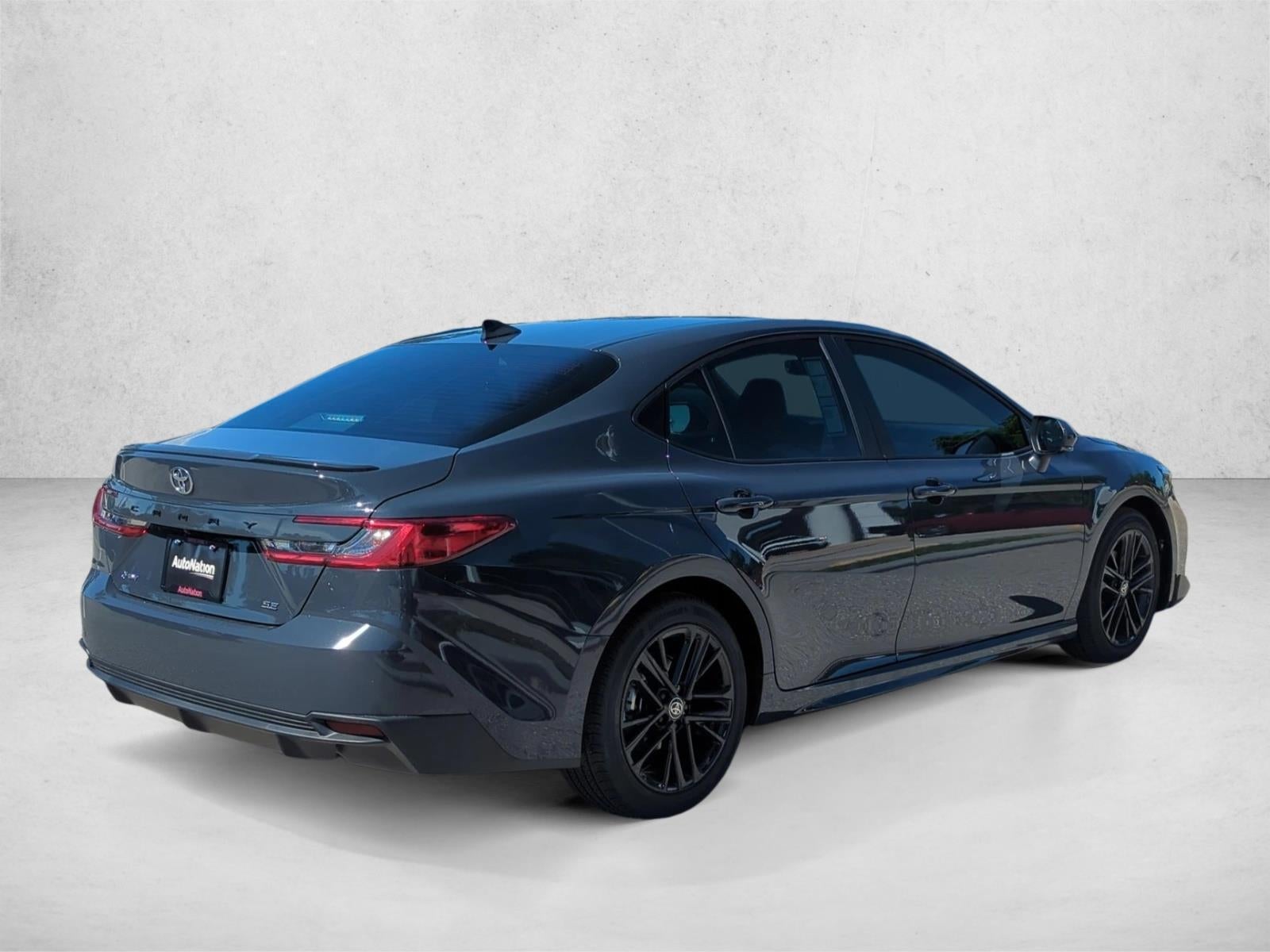 2025 Toyota Camry SE (SE)