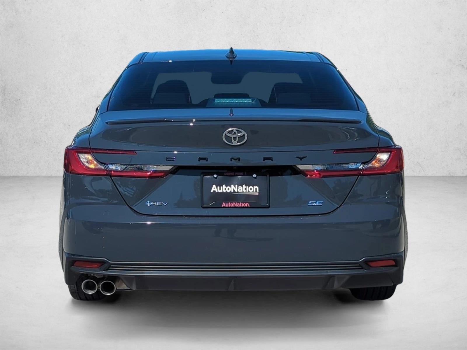 2025 Toyota Camry SE (SE)