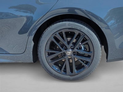 2025 Toyota Camry SE (SE)