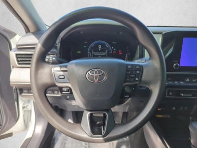 2025 Toyota Camry LE (SE)