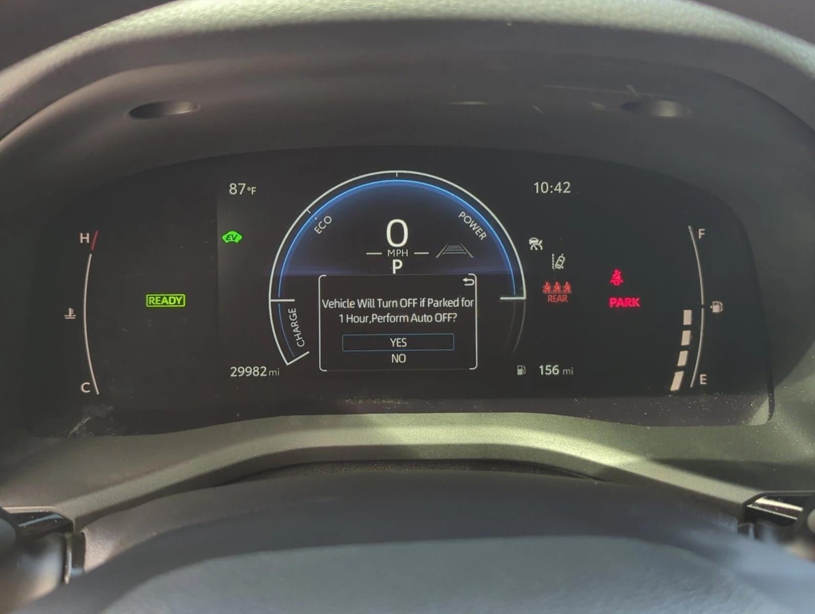 2025 Toyota Camry LE (SE)