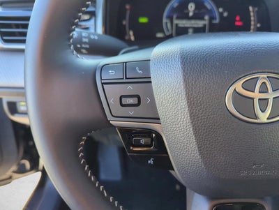 2026 Toyota Camry SE (SE)