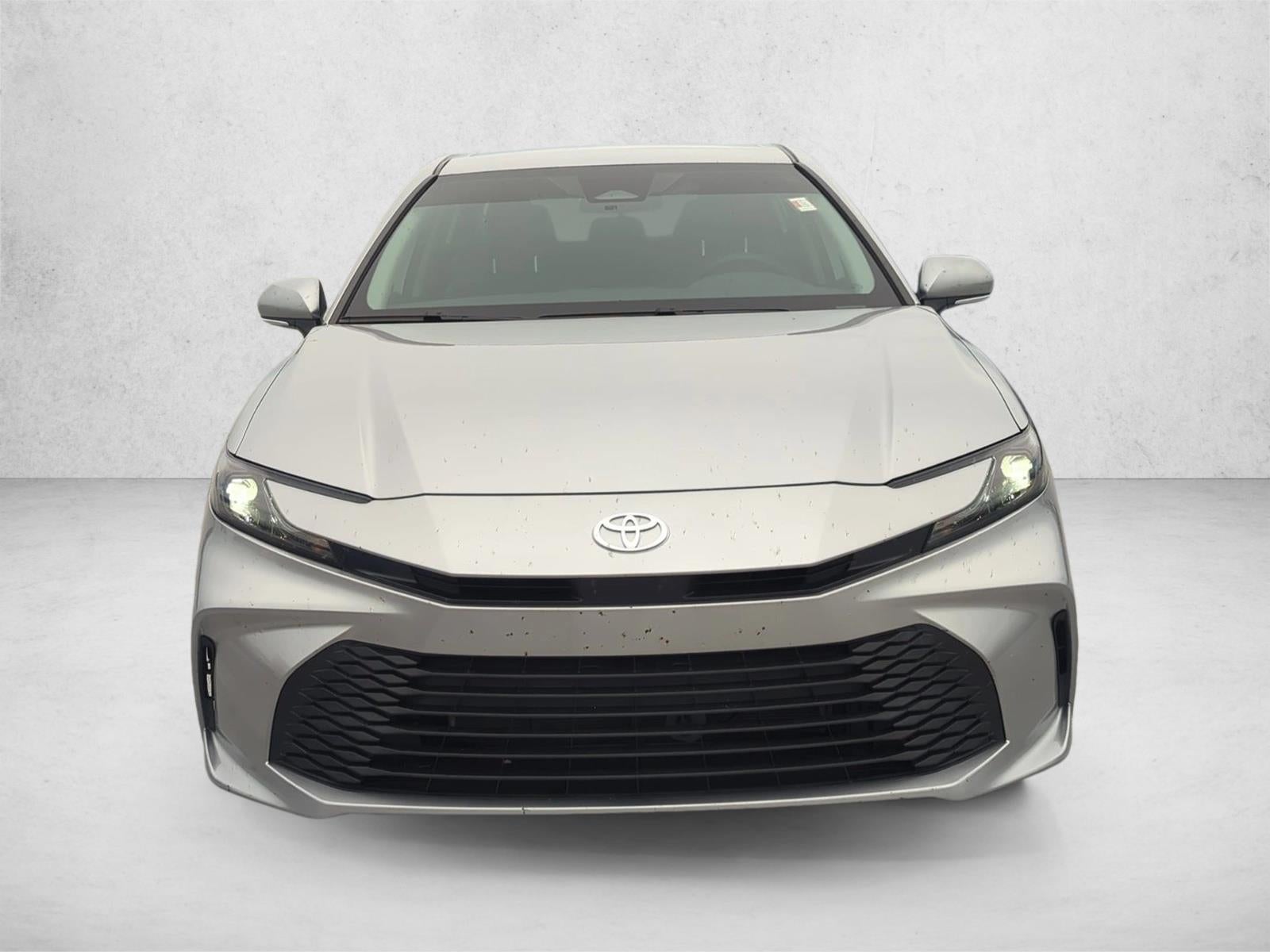 2025 Toyota Camry LE (SE)