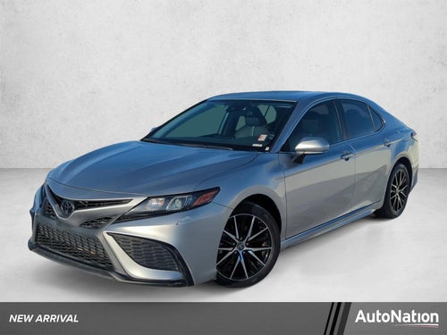2024 Toyota Camry SE Auto (SE)