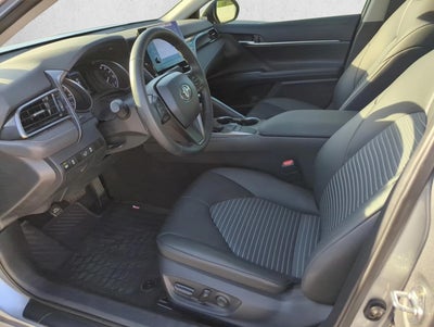 2024 Toyota Camry SE Auto (SE)
