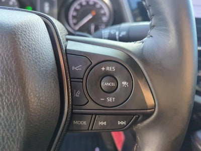 2024 Toyota Camry SE Auto (SE)