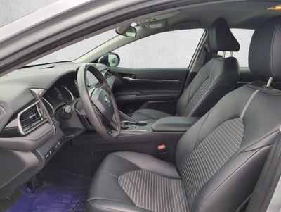 2024 Toyota Camry SE Auto (SE)