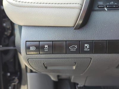 2022 Toyota Camry SE Auto (SE)