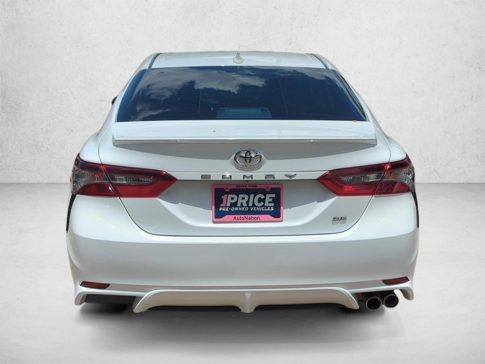 2024 Toyota Camry SE Auto (SE)