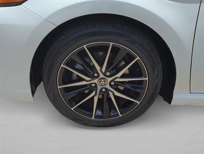 2024 Toyota Camry SE Auto (SE)