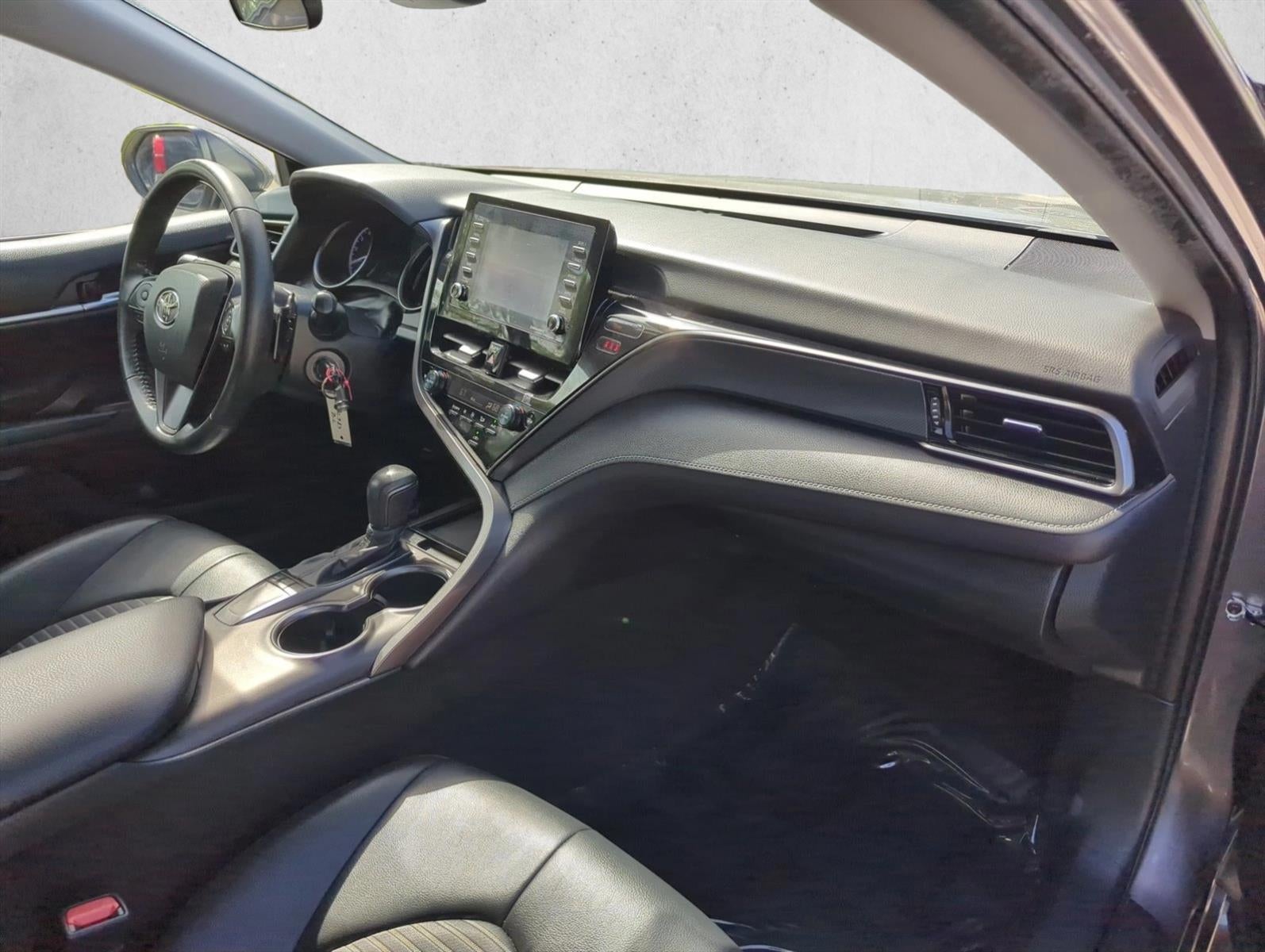 2023 Toyota Camry SE Auto (SE)