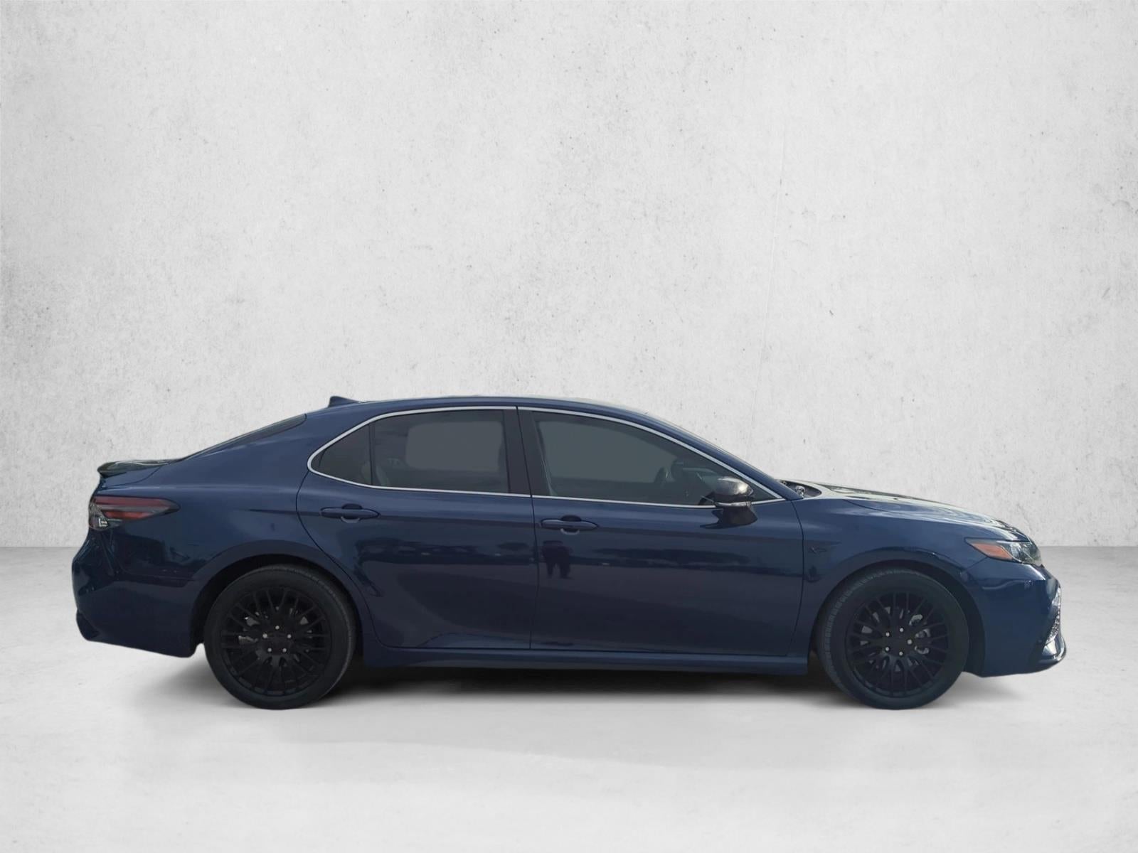 2023 Toyota Camry SE Auto (SE)