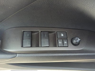 2023 Toyota Camry SE Auto (SE)