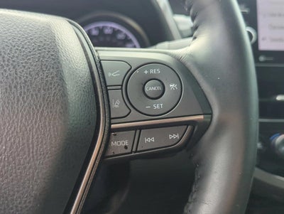 2024 Toyota Camry SE Auto (SE)