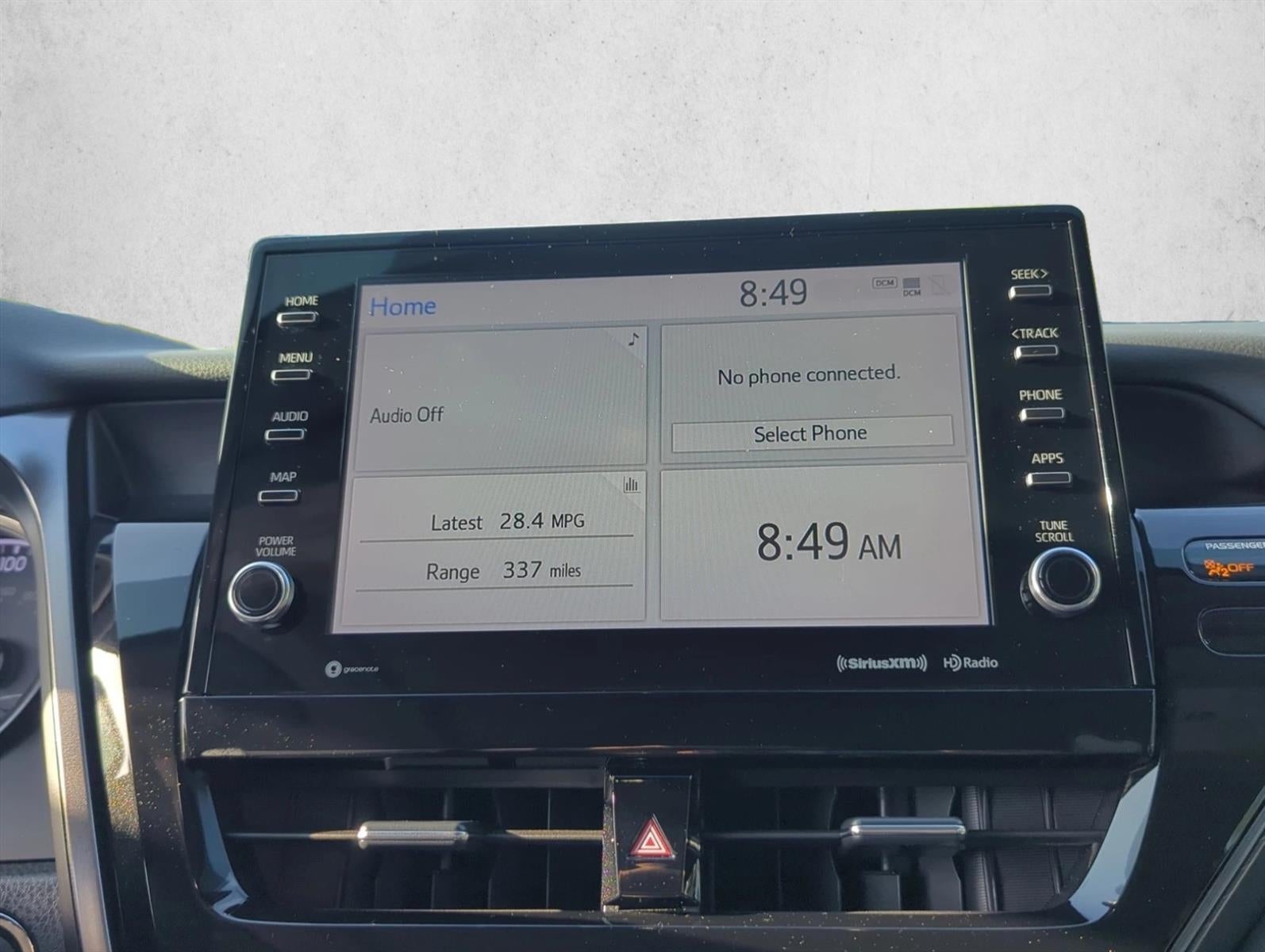 2024 Toyota Camry SE Auto (SE)