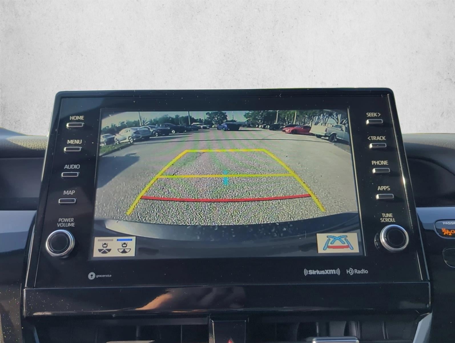 2024 Toyota Camry SE Auto (SE)