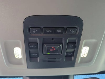 2024 Toyota Camry SE Auto (SE)