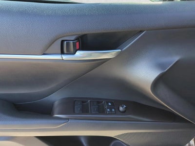 2024 Toyota Camry SE Auto (SE)