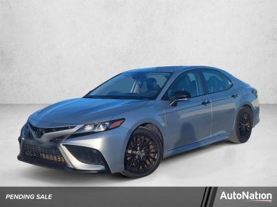 2021 Toyota Camry SE Nightshade Auto (Natl)