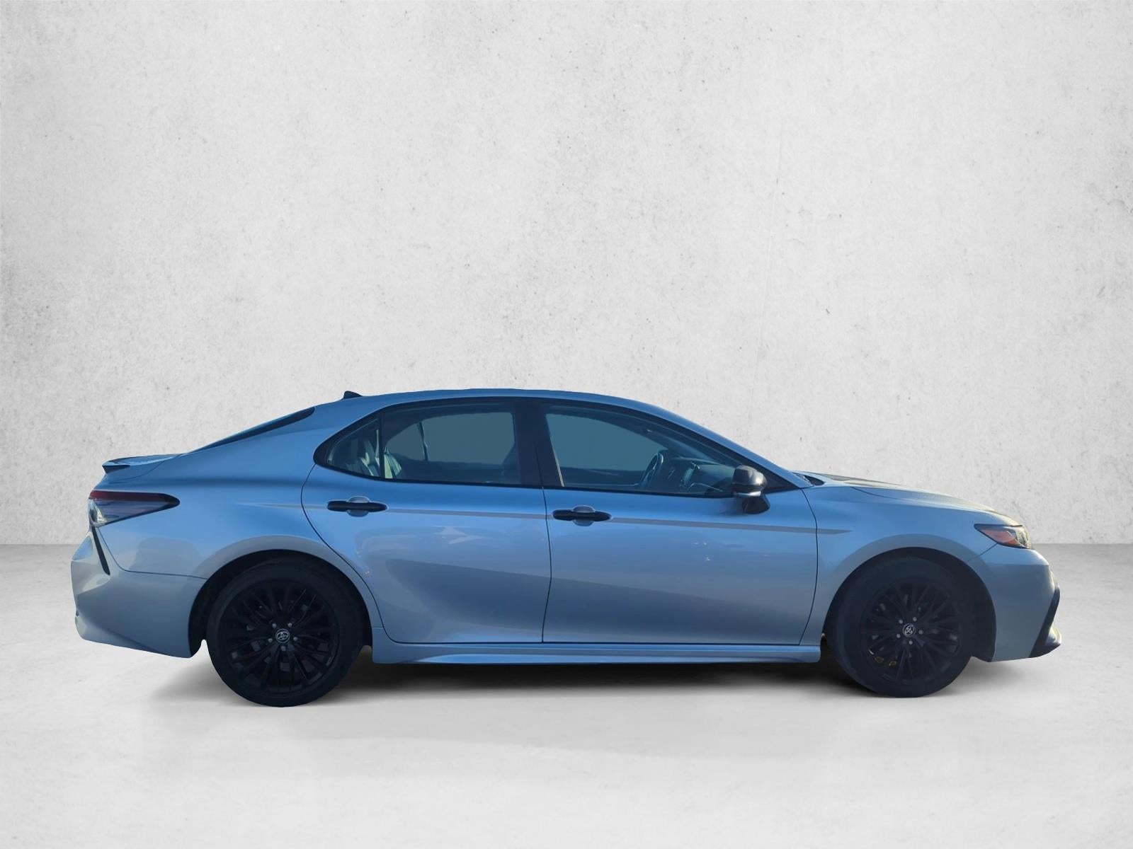 2021 Toyota Camry SE Nightshade Auto (Natl)