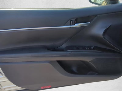 2021 Toyota Camry SE Nightshade Auto (Natl)