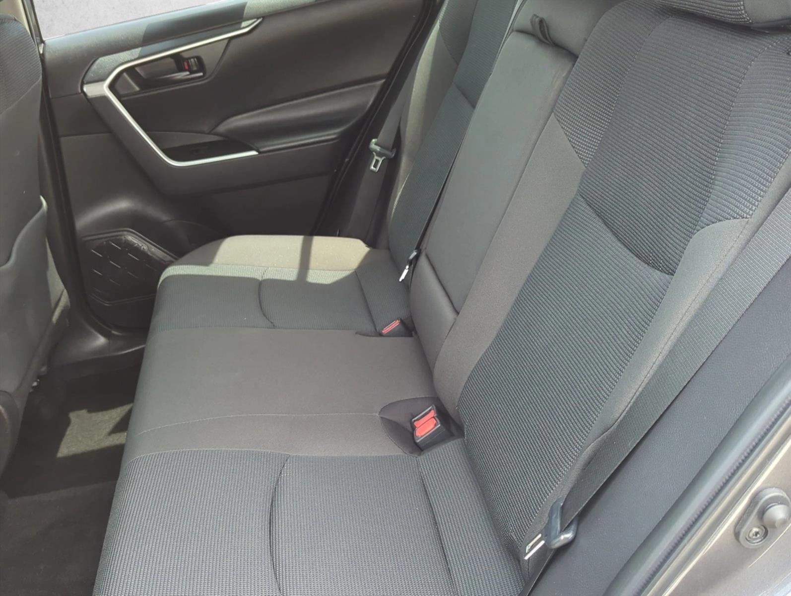 2025 Toyota RAV4 Hybrid LE AWD (Natl)