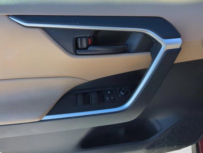 2022 Toyota RAV4 Hybrid LE AWD (Natl)