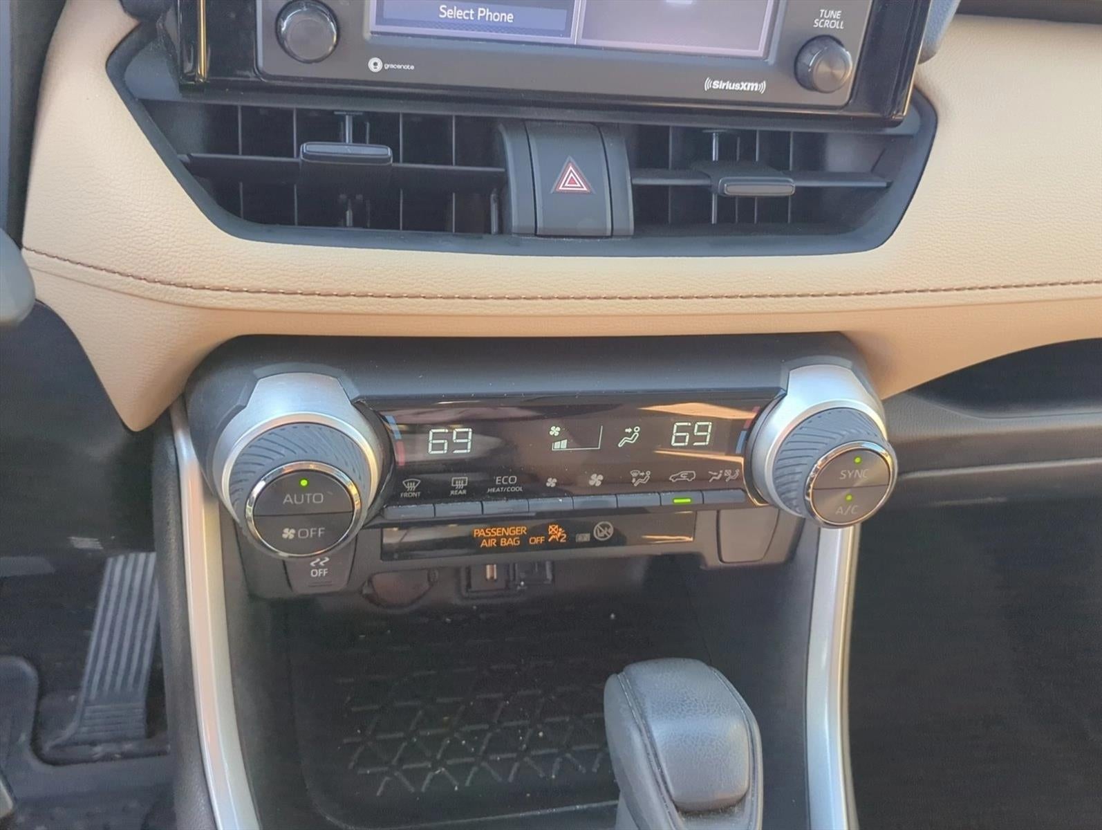 2022 Toyota RAV4 Hybrid LE AWD (Natl)