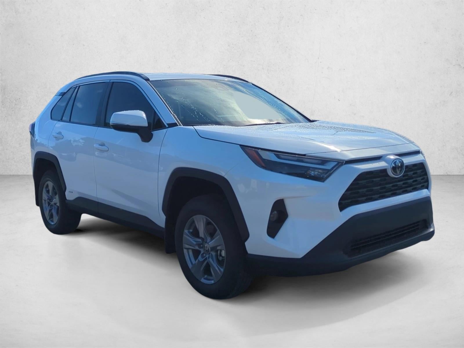 2025 Toyota RAV4 Hybrid XLE AWD (Natl)