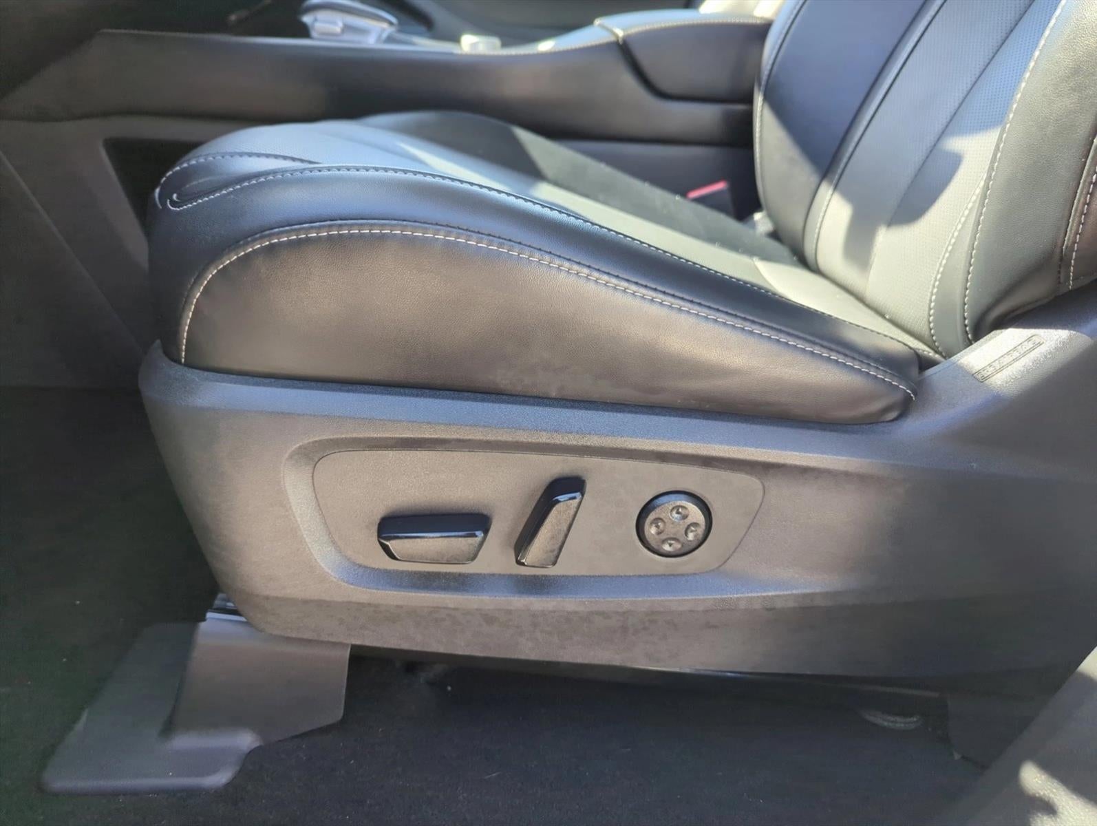 2023 INFINITI QX60 LUXE AWD