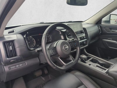 2022 Nissan Pathfinder SL 2WD