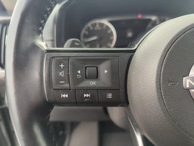 2022 Nissan Pathfinder SL 2WD