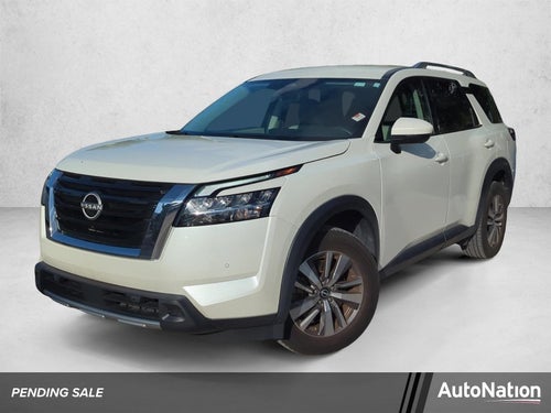 2023 Nissan Pathfinder SL 4WD