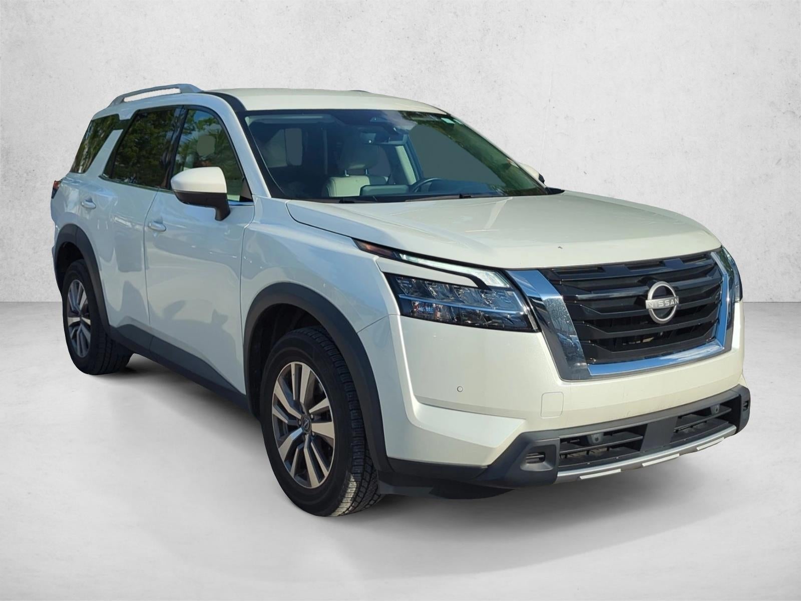 2023 Nissan Pathfinder SL 4WD