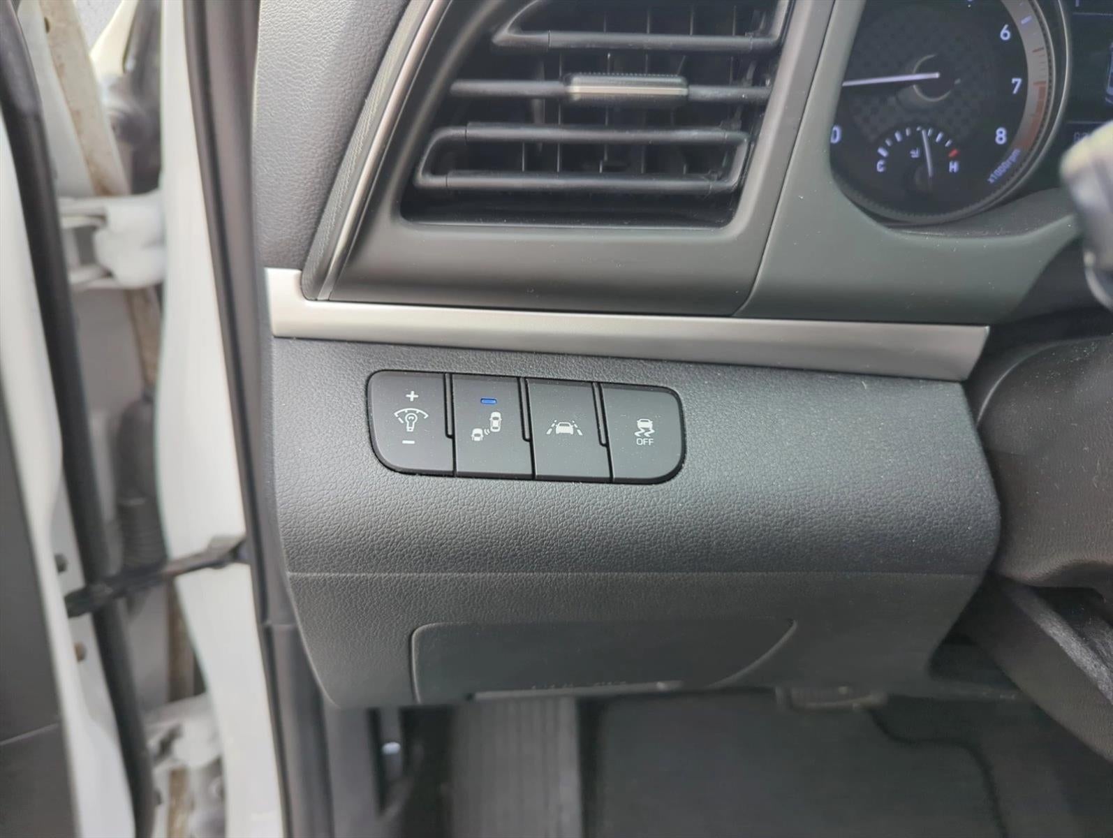 2019 Hyundai ELANTRA SEL Auto