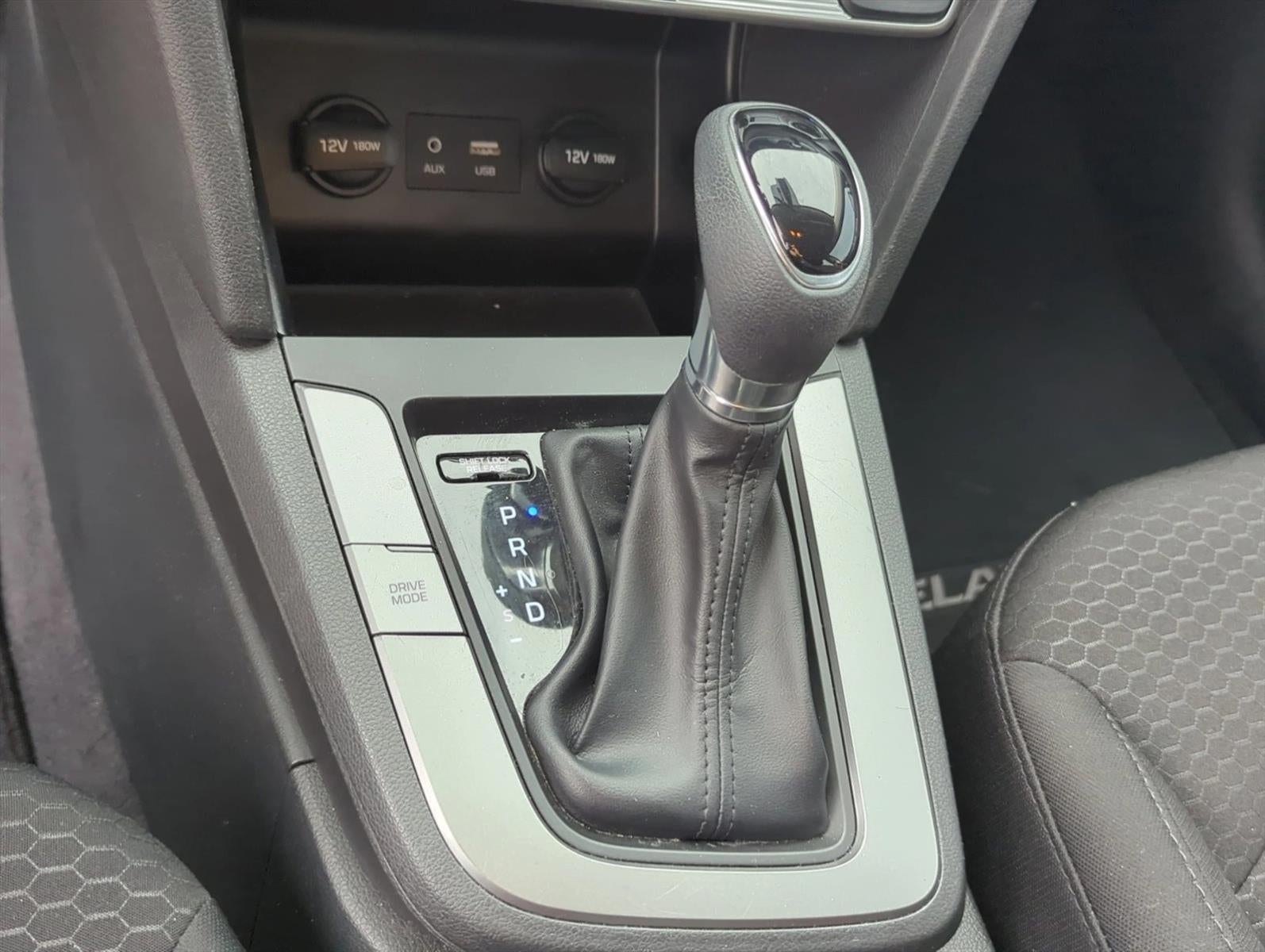 2019 Hyundai ELANTRA SEL Auto