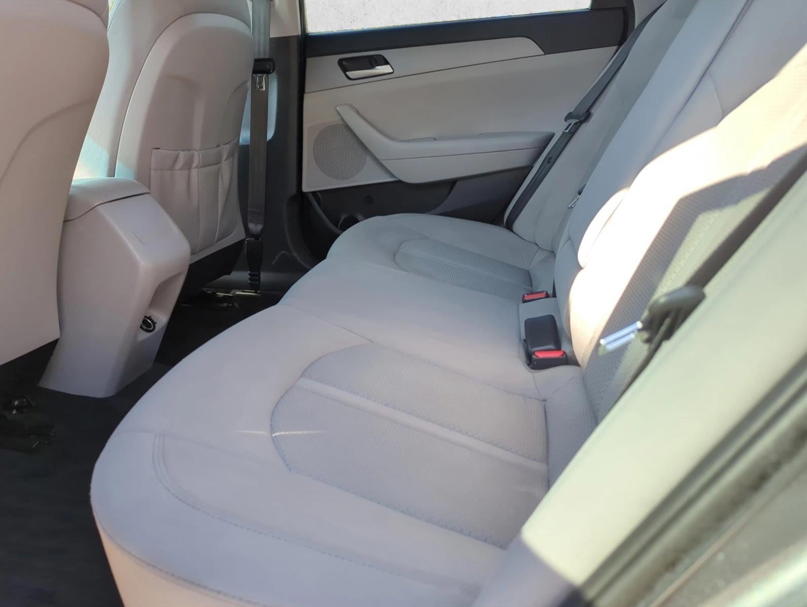 2018 Hyundai SONATA SE 2.4L