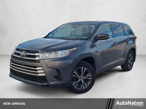 2017 Toyota Highlander LE V6 AWD (Natl)