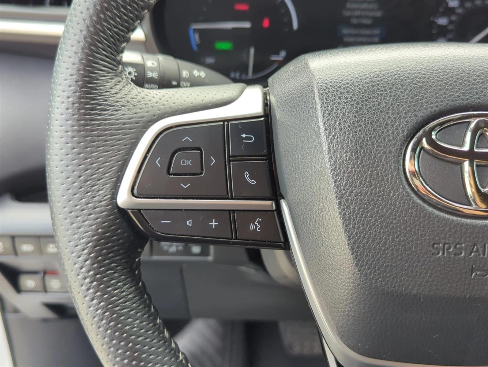 2023 Toyota Sienna XSE 25th Anniversary AWD 7-Passenger (Natl)