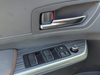 2023 Toyota Sienna XSE FWD 7-Passenger (Natl)