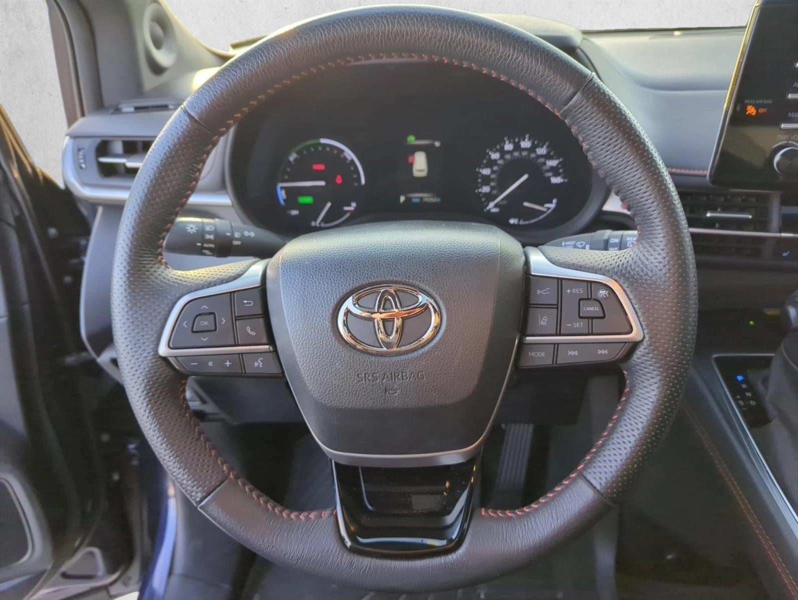 2023 Toyota Sienna XSE FWD 7-Passenger (Natl)
